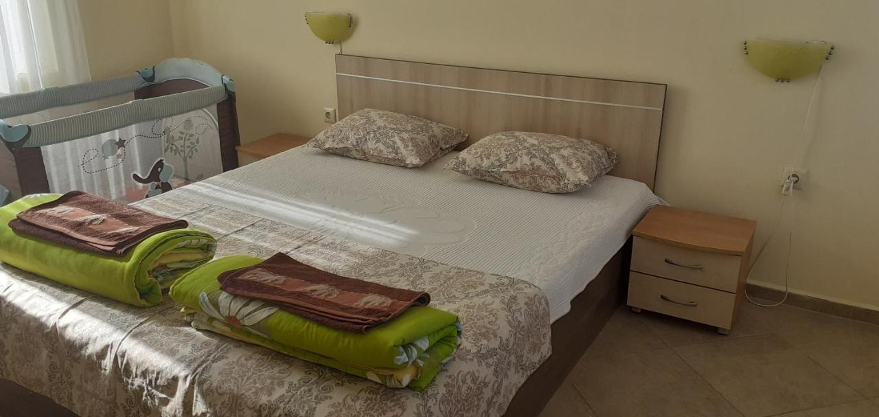 Apartments Sea Sounds Pomorie Exterior foto