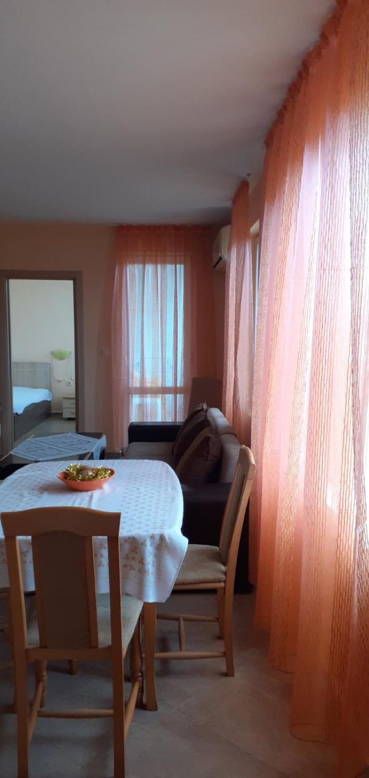 Apartments Sea Sounds Pomorie Exterior foto