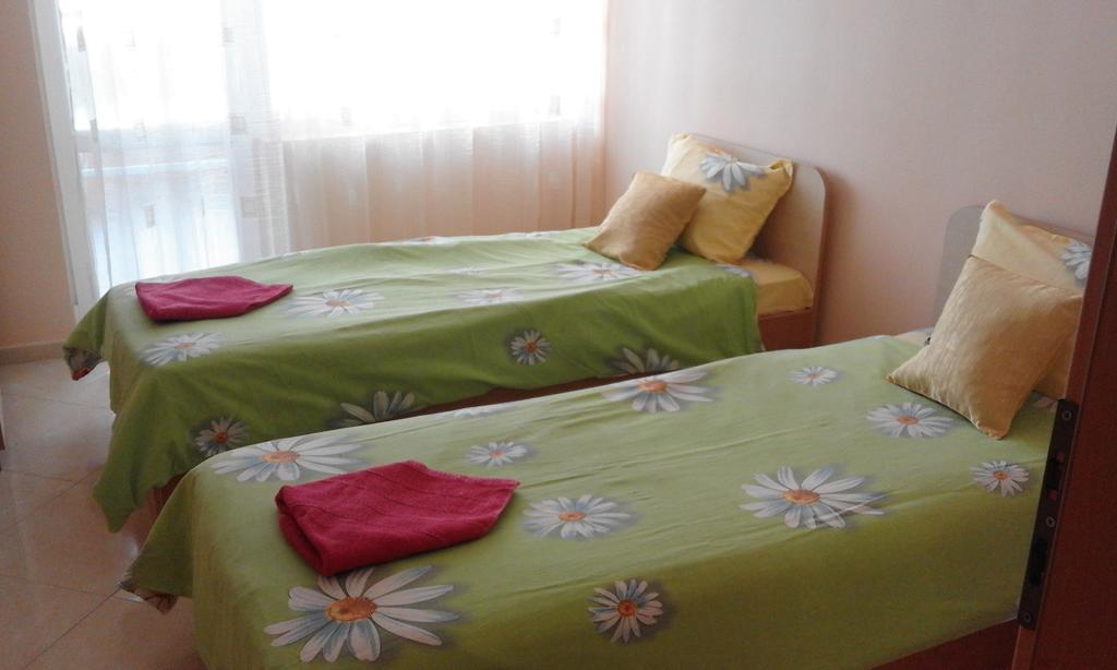Apartments Sea Sounds Pomorie Exterior foto