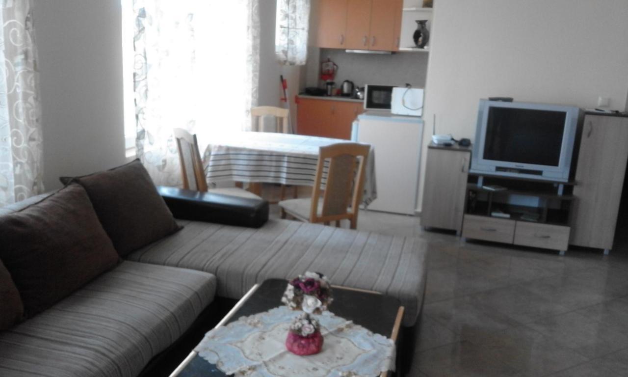 Apartments Sea Sounds Pomorie Exterior foto