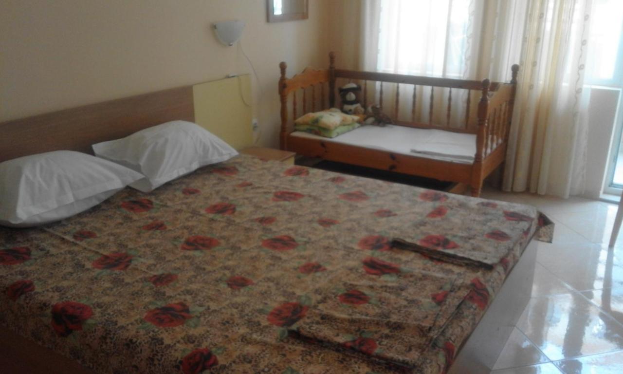 Apartments Sea Sounds Pomorie Exterior foto