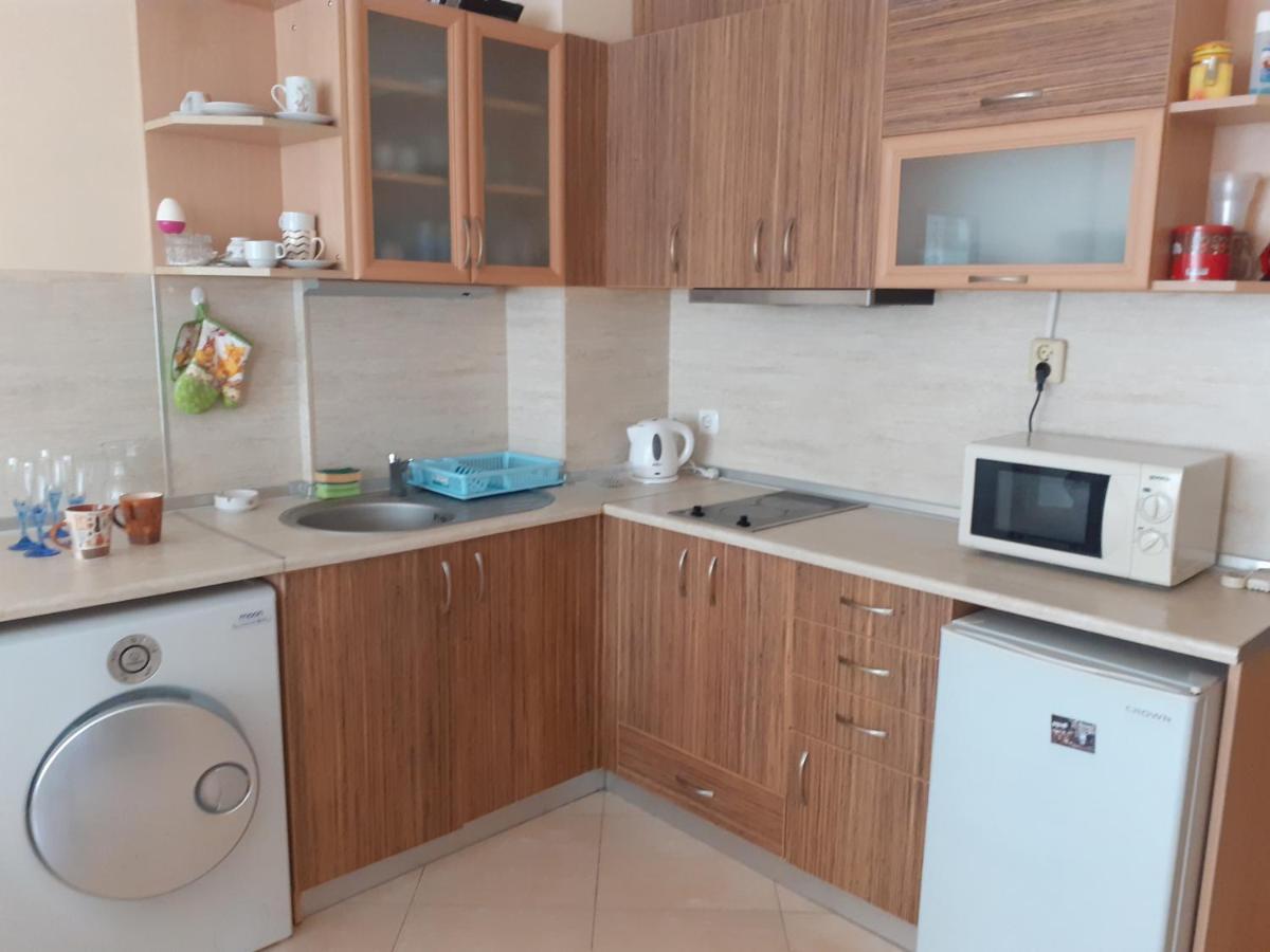 Apartments Sea Sounds Pomorie Exterior foto